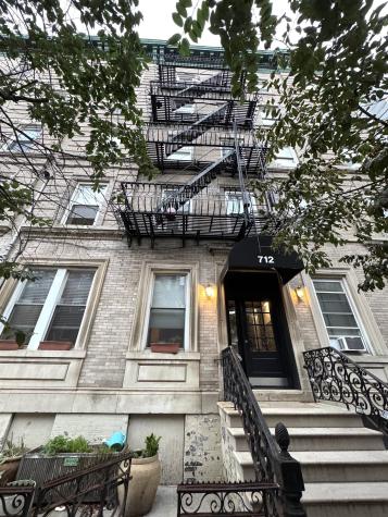 712 Willow Avenue Hoboken NJ 07030