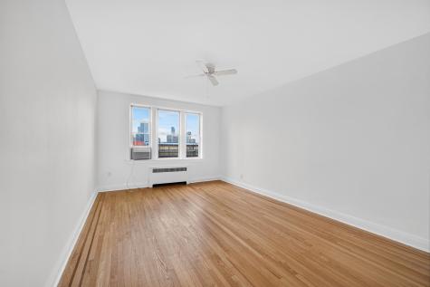 108 Palisade Avenue Jersey City NJ 07306