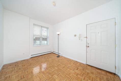 314 Paterson Plank Road Union City NJ 07087