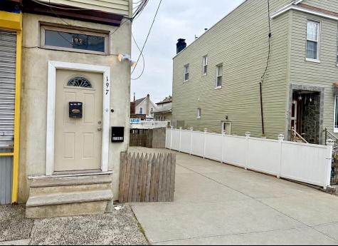 197 Bartholdi Avenue Jersey City NJ 07305