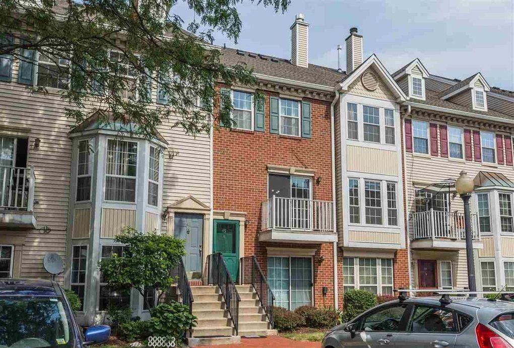 45 Dogwood Street Jersey City NJ 07305