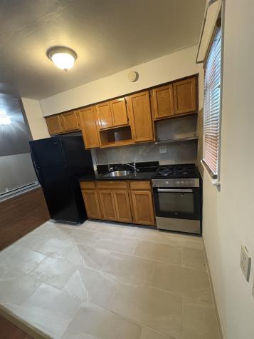 36 Pinecrest Road Jersey City NJ 07305