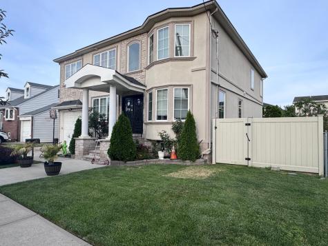692 1st Street Secaucus NJ 07094