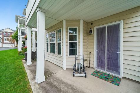 21 Creekside Court Secaucus NJ 07094