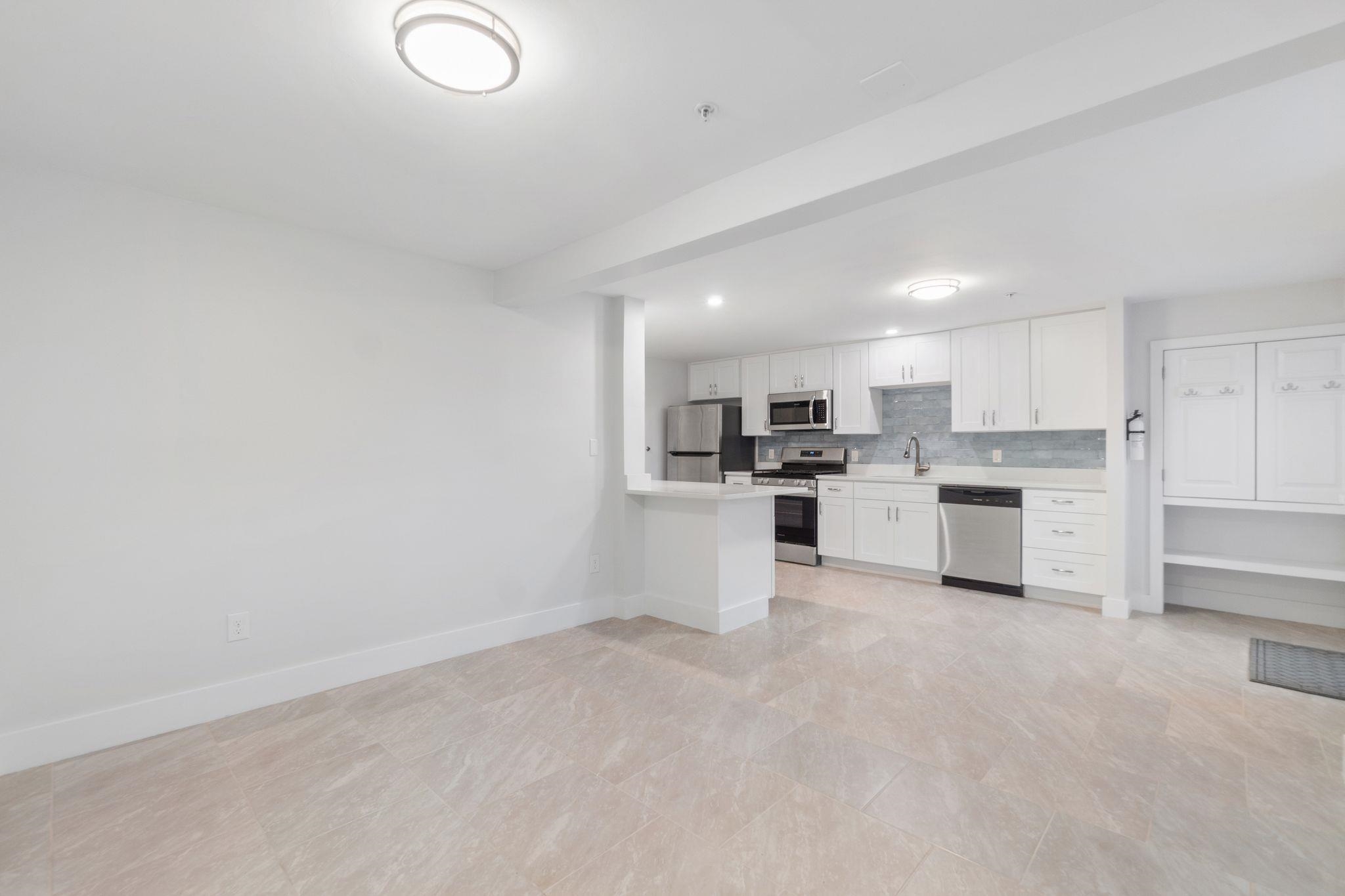 6107 Boulevard East West New York NJ 07093