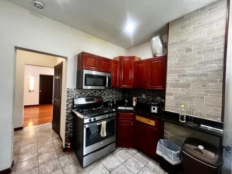 213 Beacon Avenue Jersey City NJ 07306
