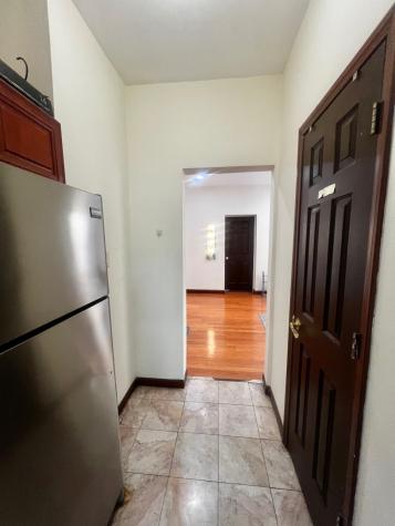 213 Beacon Avenue Jersey City NJ 07306