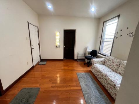 213 Beacon Avenue Jersey City NJ 07306