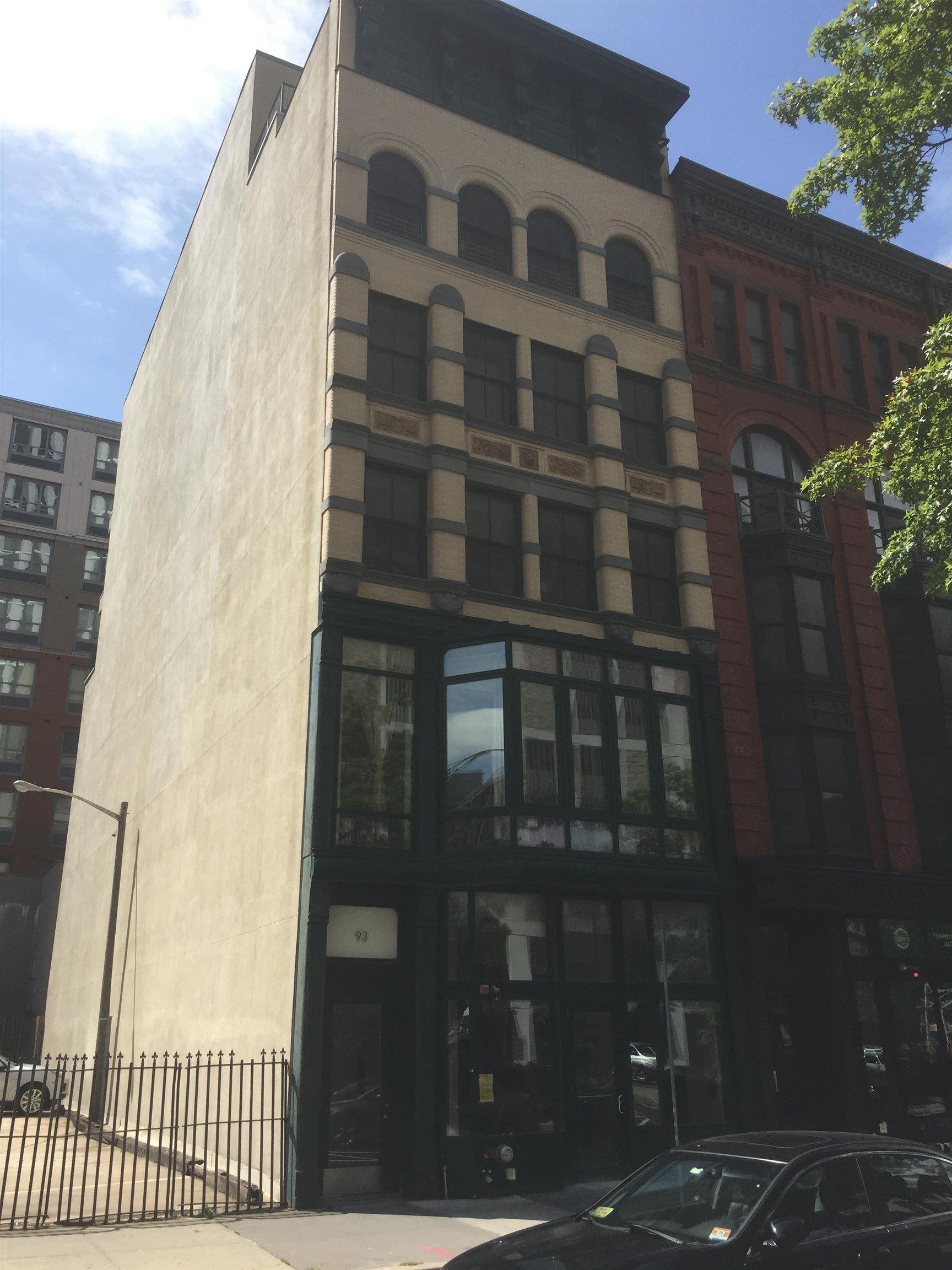 93 Montgomery Street Jersey City NJ 07302
