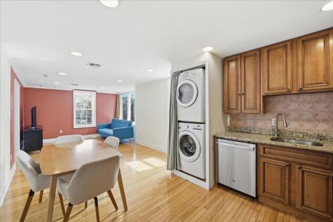 90 Court House Place Jersey City NJ 07306