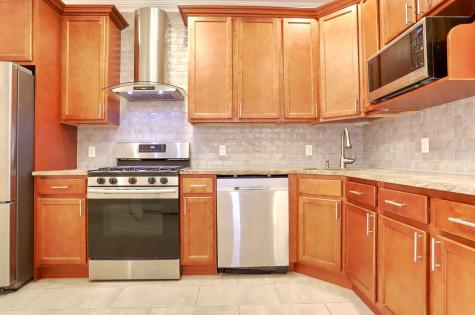 106 Poplar Street Jersey City NJ 07307