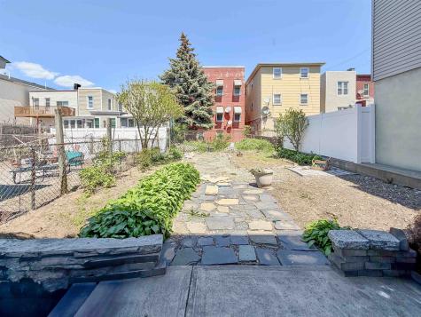 106 Poplar Street Jersey City NJ 07307