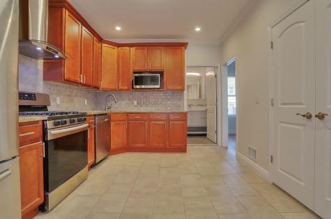 106 Poplar Street Jersey City NJ 07307