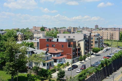 100 Manhattan Avenue Union City NJ 07087