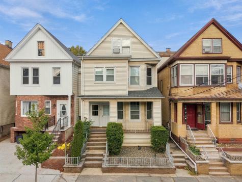 23 Willow Street Bayonne NJ 07002-4704