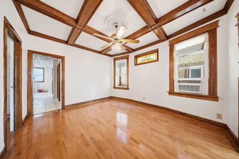 23 Willow Street Bayonne NJ 07002-4704