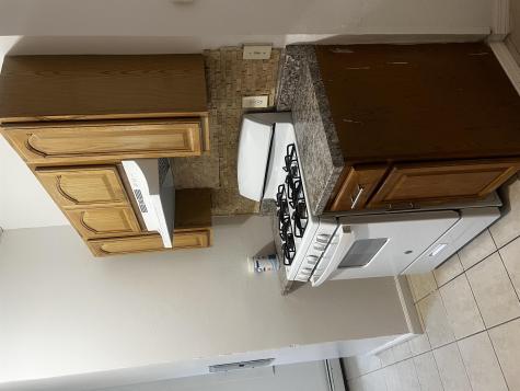 188 Ocean Avenue Jersey City NJ 07305-3832