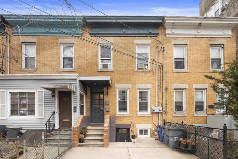 6008 Tyler Place West New York NJ 07093
