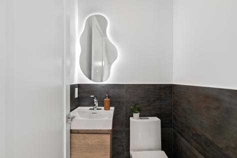 80 Hackensack Plank Road Weehawken NJ 07086