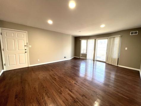 25 Wallis Avenue Jersey City NJ 07306