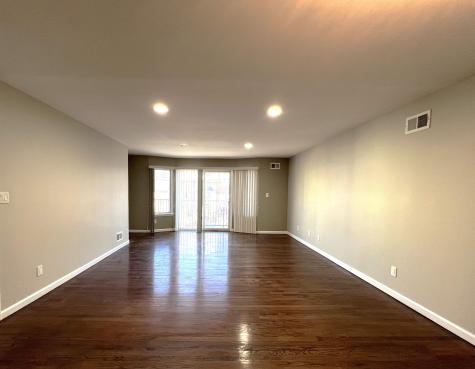 25 Wallis Avenue Jersey City NJ 07306