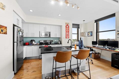 4 Beacon Way Jersey City NJ 07304
