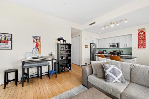 4 Beacon Way Jersey City NJ 07304