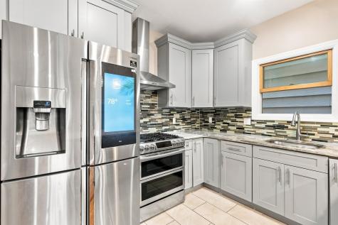 88 Poplar Street Jersey City NJ 07307