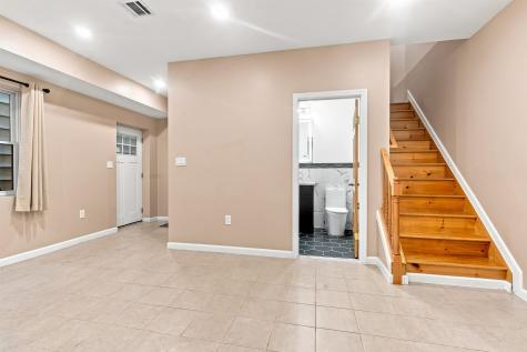 88 Poplar Street Jersey City NJ 07307