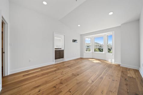402 Kingston Court West New York NJ 07093