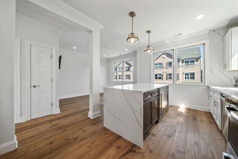 402 Kingston Court West New York NJ 07093