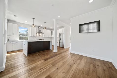 402 Kingston Court West New York NJ 07093