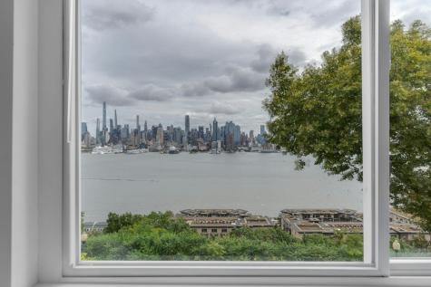 19 Hamilton Avenue Weehawken NJ 07086