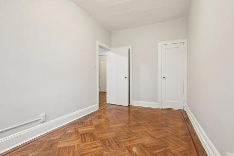 262 Clendenny Avenue Jersey City NJ 07304