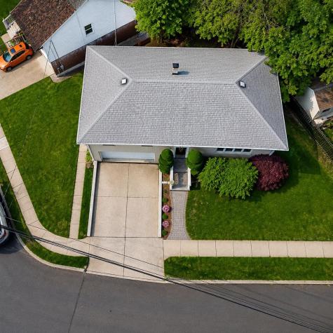 678 Chestnut Place Secaucus NJ 07094