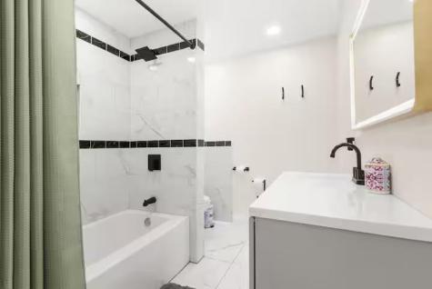 423 5th Street Union City NJ 07087