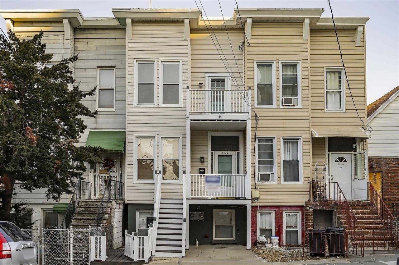 114 A Cottage Street Jersey City NJ 07306