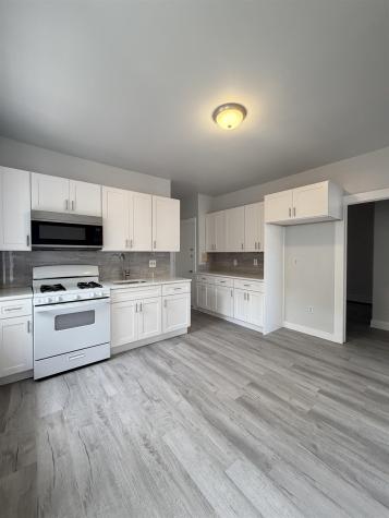 67 West 53rd Street Bayonne NJ 07002