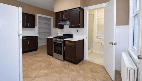 133 Avenue F Bayonne NJ 07002