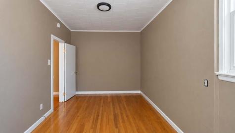 133 Avenue F Bayonne NJ 07002