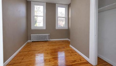 133 Avenue F Bayonne NJ 07002