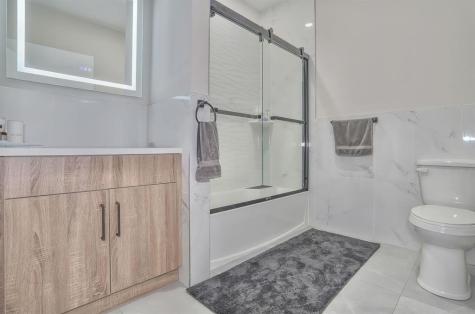 212 70th Street Guttenberg NJ 07093