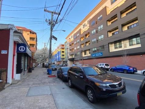233 Avenue E Bayonne NJ 07002