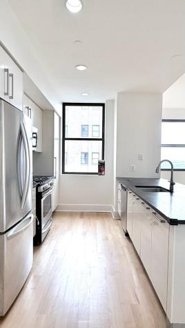 4 Beacon Way Jersey City NJ 07304