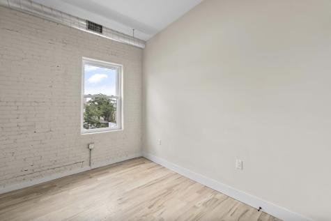 21 West 20th Street Bayonne NJ 07002