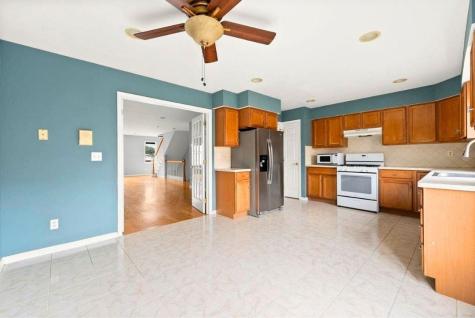 2 Hops Commons Court Secaucus NJ 07094