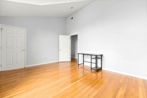 2 Hops Commons Court Secaucus NJ 07094