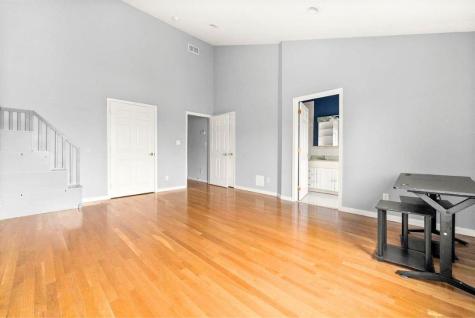 2 Hops Commons Court Secaucus NJ 07094