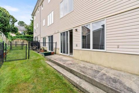 2 Hops Commons Court Secaucus NJ 07094