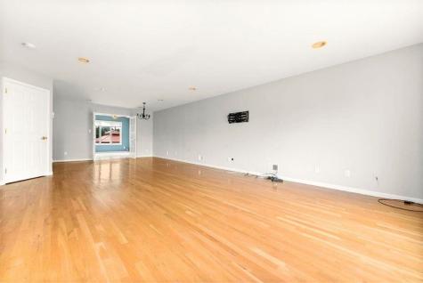 2 Hops Commons Court Secaucus NJ 07094